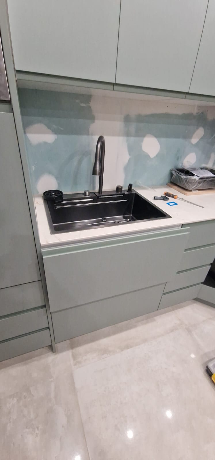 Cocina contemporánea en una vivienda de obra nueva Construcción de cocina en Vallirana | Cocina moderna en vivienda unifamiliar Cocina contemporánea en una vivienda de obra nueva